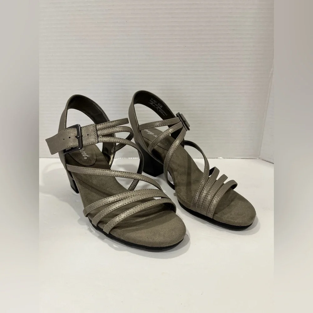 Easy Street Orien‎ Heeled Sandal-Size: 8.5 Color: Pewter